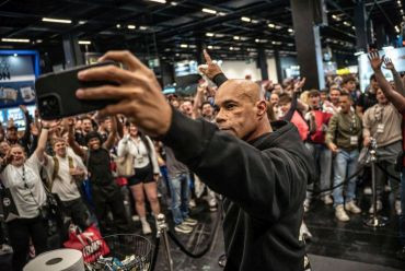 POWER OF US WORLD TOUR 2025 – NIEMCY- FIBO